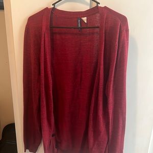 Men’s cardigan, size small